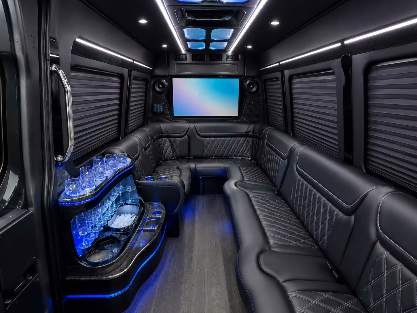 for school field trips and sports team travel around mobile alabama
