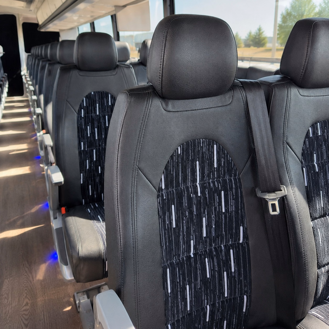 how where and when you re traveling affects mobile bus rental rates