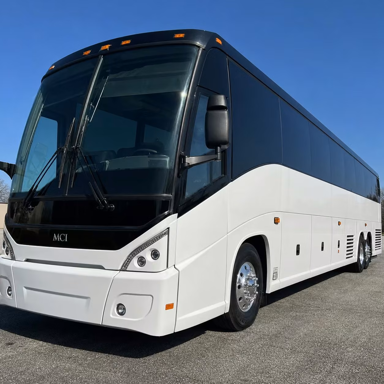 mobile charter bus rentals for school field trips